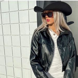 Western faux suede black cowboy hat